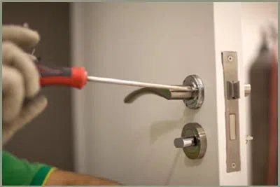 Locksmith Solution Services Seattle, WA 206-801-9918 - 68-44-8