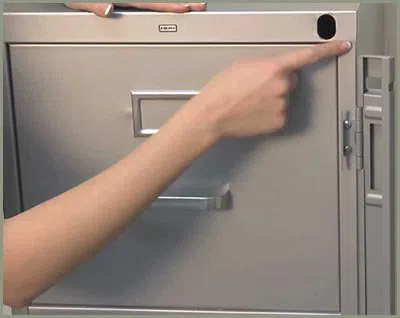 Locksmith Solution Services Seattle, WA 206-801-9918 Locksmith Solution Services Seattle, WA 206-801-9918 - 68-44-9